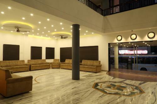 Hotel Varsha Inn