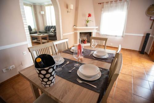 Casa Lola - Centrall Alquileres Tur�sticos