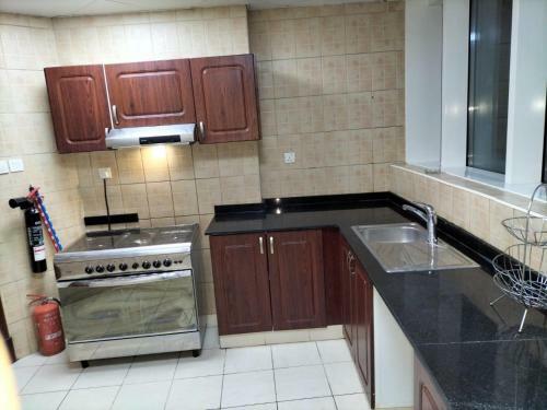 Sahara Mall 3 Bedroom Apartment Nahda