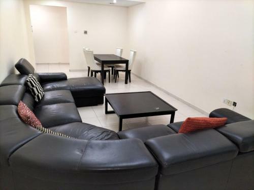 Sahara Mall 3 Bedroom Apartment Nahda