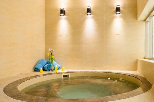 Crystal Plaza Al Majaz Hotel