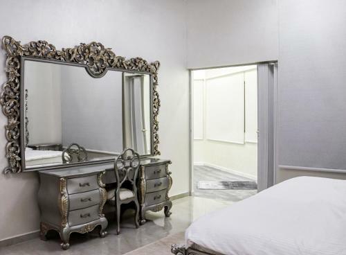 Villa Staycation Home Shj