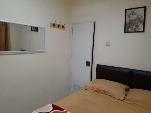 Hotel Kost Carmelia Syariah Baranangsiang Bogor