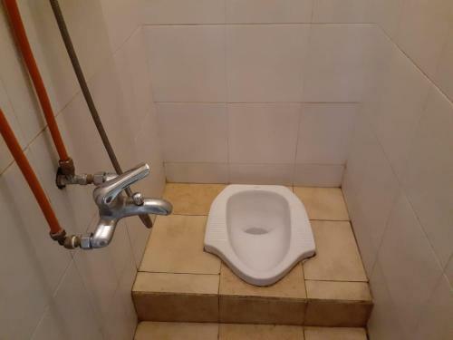 Hotel Kost Carmelia Syariah Baranangsiang Bogor