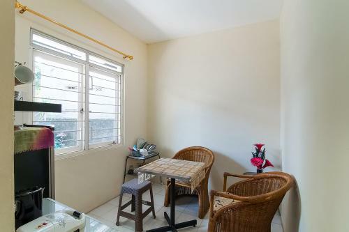 Hotel Kost Carmelia Syariah Baranangsiang Bogor