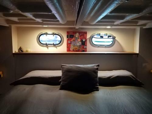 Barco Apartamento Flotante