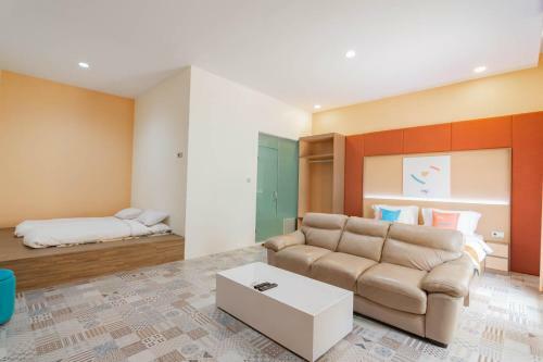 Hotel Sans Resort Parung Bogor