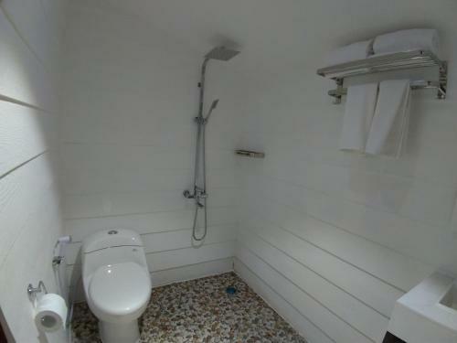 Hotel Chevilly Resort & Camp