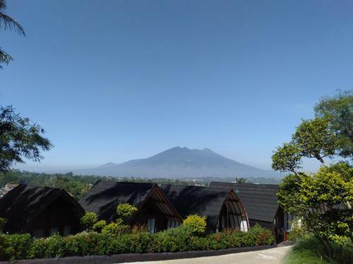 Hotel Chevilly Resort & Camp