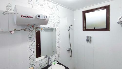 Hostal Atmosfer Guest House Sentul