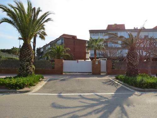 Luxury Gava Beachfront Apartment Barcelona