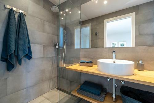Ocean View Apartment Renovated