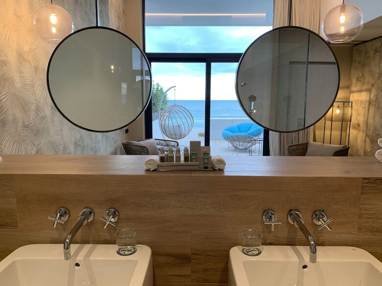 Hotel Tropical Gava Mar