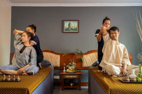 Dragon Royal Angkor Hotel