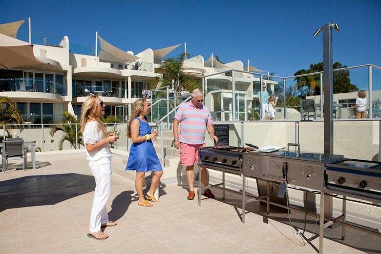 Hotel Noosa Crest Resort