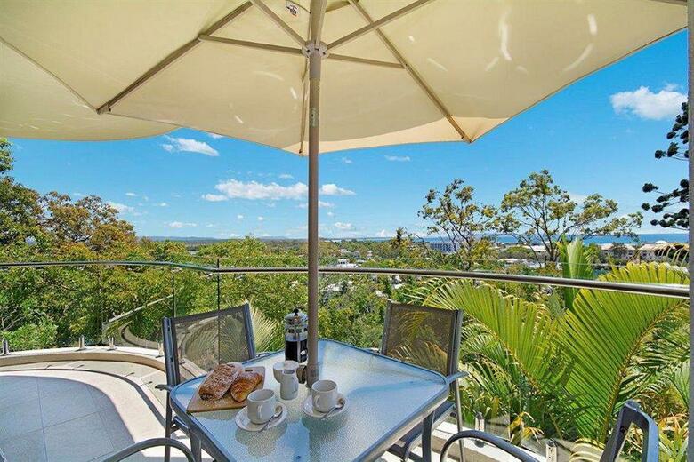 Hotel Noosa Crest Resort