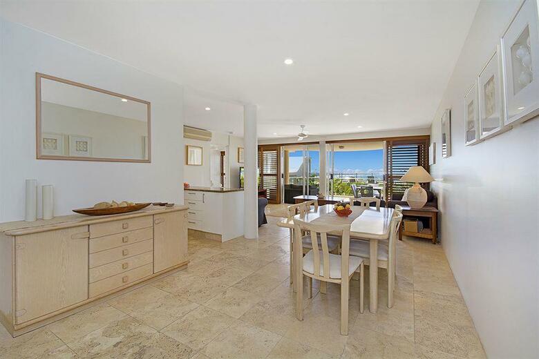 Hotel Noosa Crest Resort