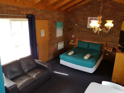 Walkabout Motel