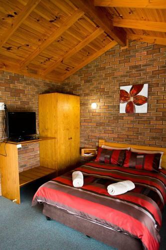 Walkabout Motel