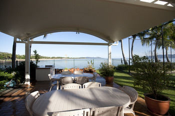 Aparthotel Australis Mariners North Holiday Apartments