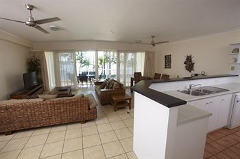 Aparthotel Australis Mariners North Holiday Apartments