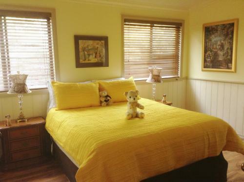 Must Love Dogs B&B & Self Contained Cottage