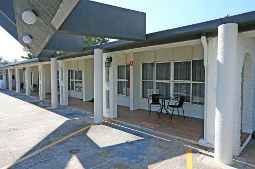 Motel Q Express