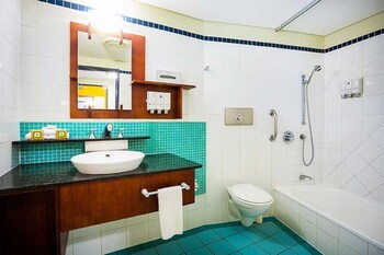 Hotel Kingfisher Bay Resort