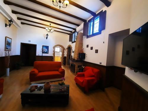 Casa Cueva Villa Aday