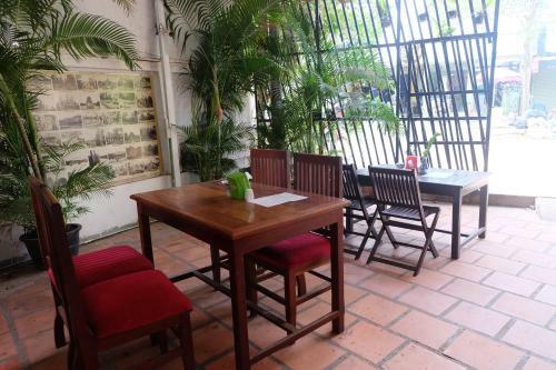 Hotel Anu Villa And Bistro