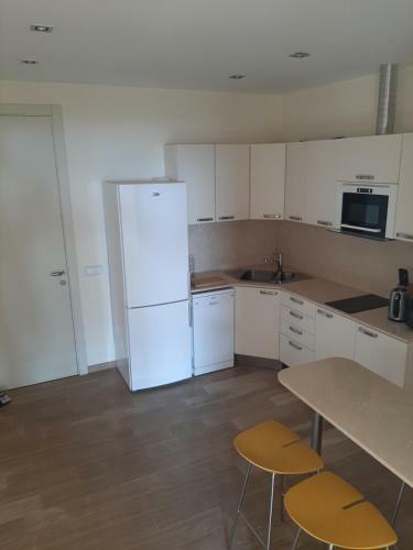 Apartamento Suite De Lujo Con Terraza Y Piscina