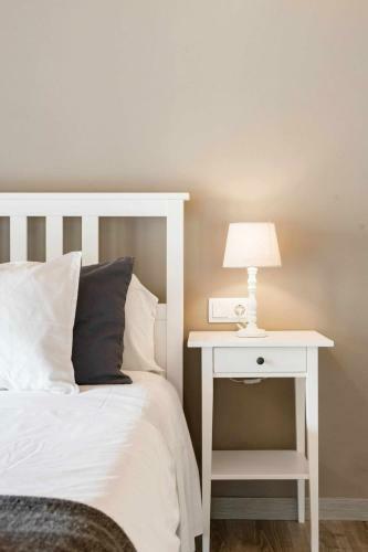 Revitalized Downtown Apartment In Historical Building