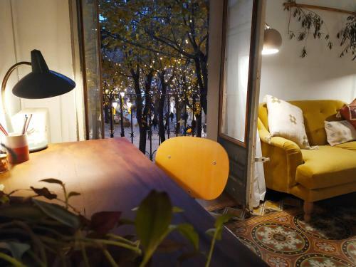 Suite Con Sal�n Privado En La Rambla