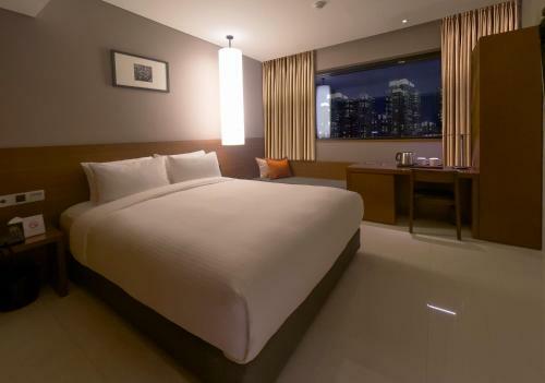 Top Cloud Hotel Gunsan