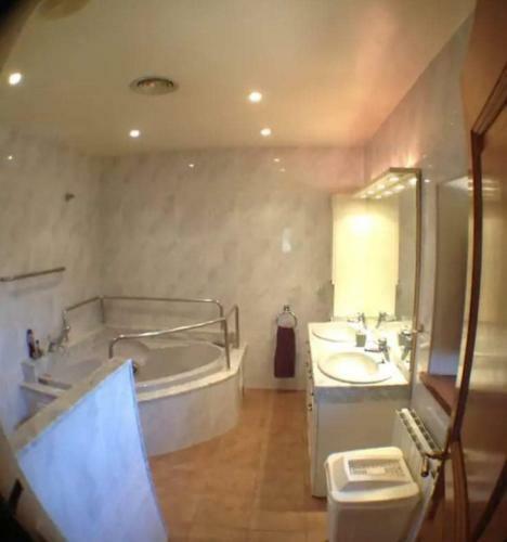 Bed & Breakfast La Fonda Del Mol� D'en Tarr�s