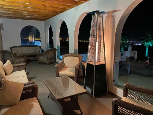 Magnificent Villa El Palacete Sleeps 20