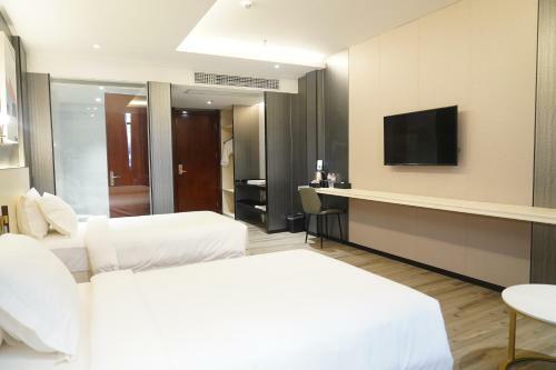 Joy Hotel