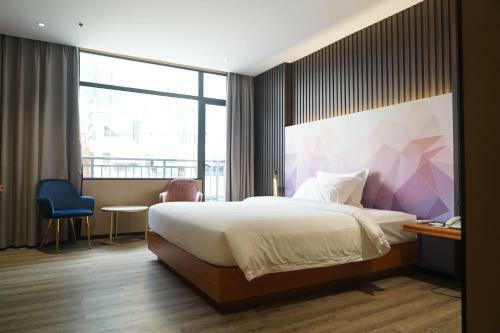 Joy Hotel
