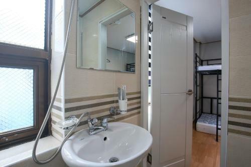 Hostal Dashim
