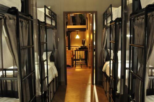 Feliz Hostel Cafe & Bar