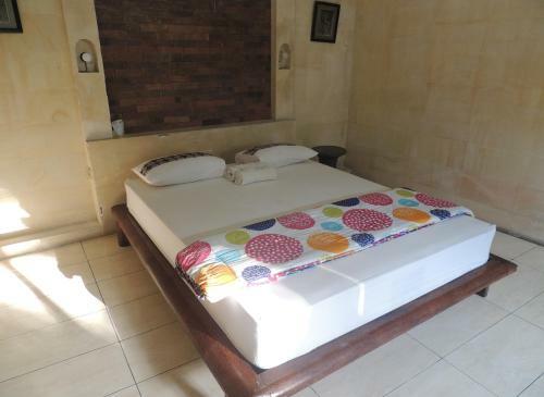 Lotus 2 Guest House