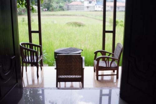 Lotus 2 Guest House