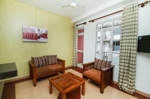 Hotel Maple Tree Residencies