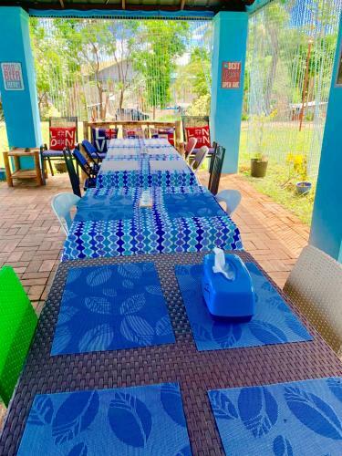 Hostal Blue Summer Suites
