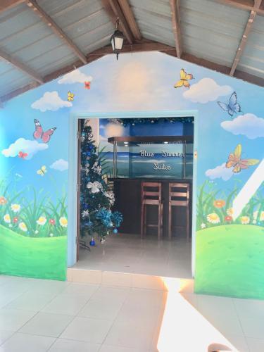 Hostal Blue Summer Suites