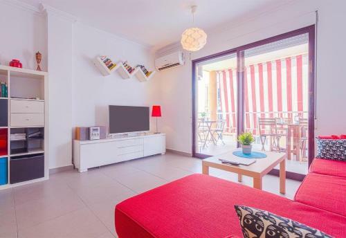 Seaview Modern Beach Apartment