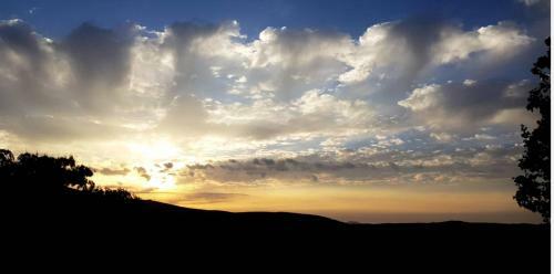 Hostal Sunrise Bhermon