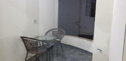 Hostal Sunrise Bhermon