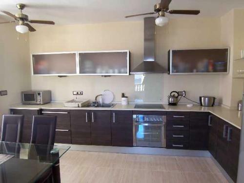 Beachview Seafront Apartment