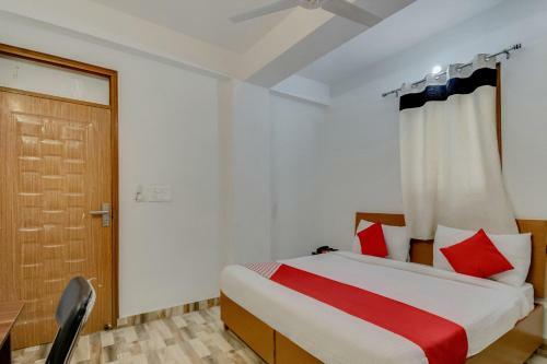 Hotel Collection O 16840 Skyheight Residency